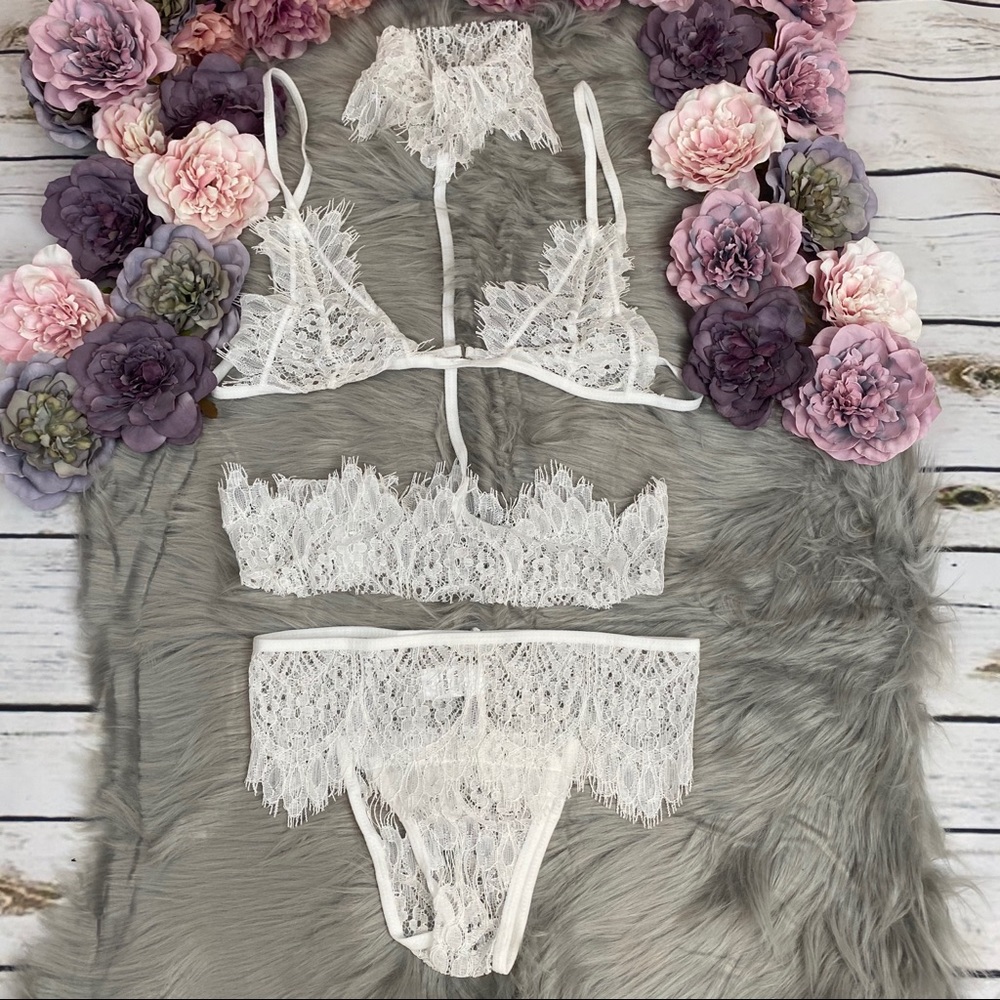 Sexy Lingerie Lace Bra Choker & Panty Set - Picture 11 of 16